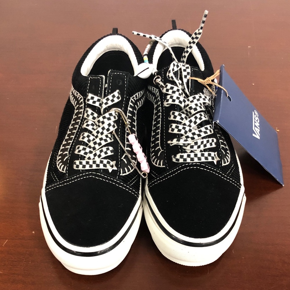 Vans Black & White Checkerboard Old Skool Sneakers Mens Sz 5.5 women’s Sz 7.0